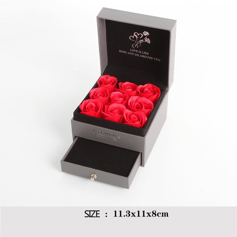 Überraschungs-Geschenkbox mit roter Rose und zwei Schubladen für Accessoires