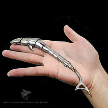 Load image into Gallery viewer, Shark Titanium Steel Bracelet
