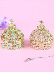 Hochwertige Geschenkbox mit europäischer Krone, Ring, Halskette, Armband