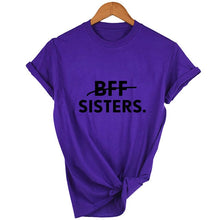 Laden Sie das Bild in den Galerie-Viewer, 1 Stück BFF SISTERS passendes T-Shirt mit Buchstabendruck
