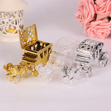 Laden Sie das Bild in den Galerie-Viewer, Cinderella Carriage Royal Kunststoff Candy Box Geschenkbox
