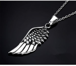 Tide Male Rock Fashion Angel Wing Anhänger Halskette