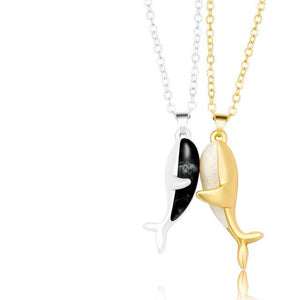 Magnetische Halskette mit Anhänger „Wal Zärtliche Umarmung“ für Paare